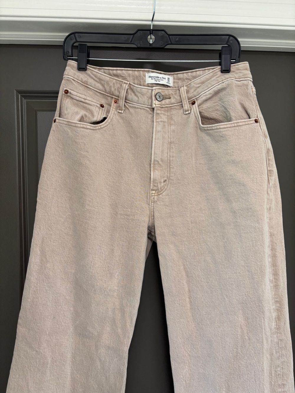 Abercrombie & Fitch Beige High-Rise 90s Relaxed Jeans curve love in Oat 10R - Picture 5 of 6